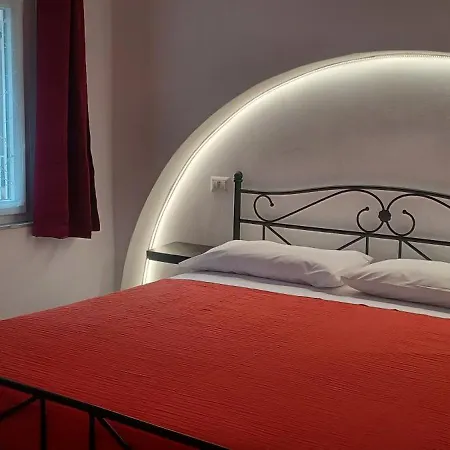 Alojamento de Acomodação e Pequeno-almoço Le Quattro Stagioni *